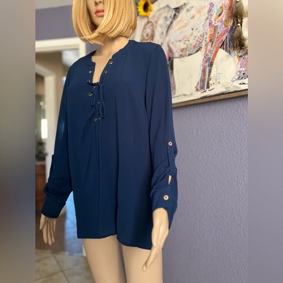 D.N.A COUTURE BLUE BLOUSE SIZE-1XL - Picture 2 of 6